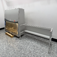 Labconco Logic+ 6' BioSafety Cabinet image 1